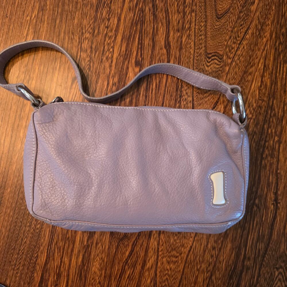 Adorable Women's Lavender Purple Vintage Wilsons Leather Maxima Shoulder Bag